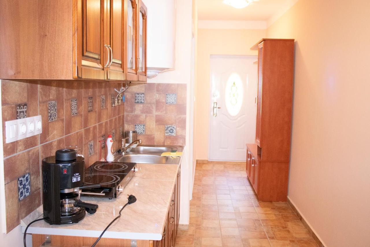 Gyoengyoem Apartman 발라톤알마디 외부 사진